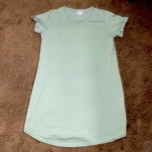 Light green T-shirt dress